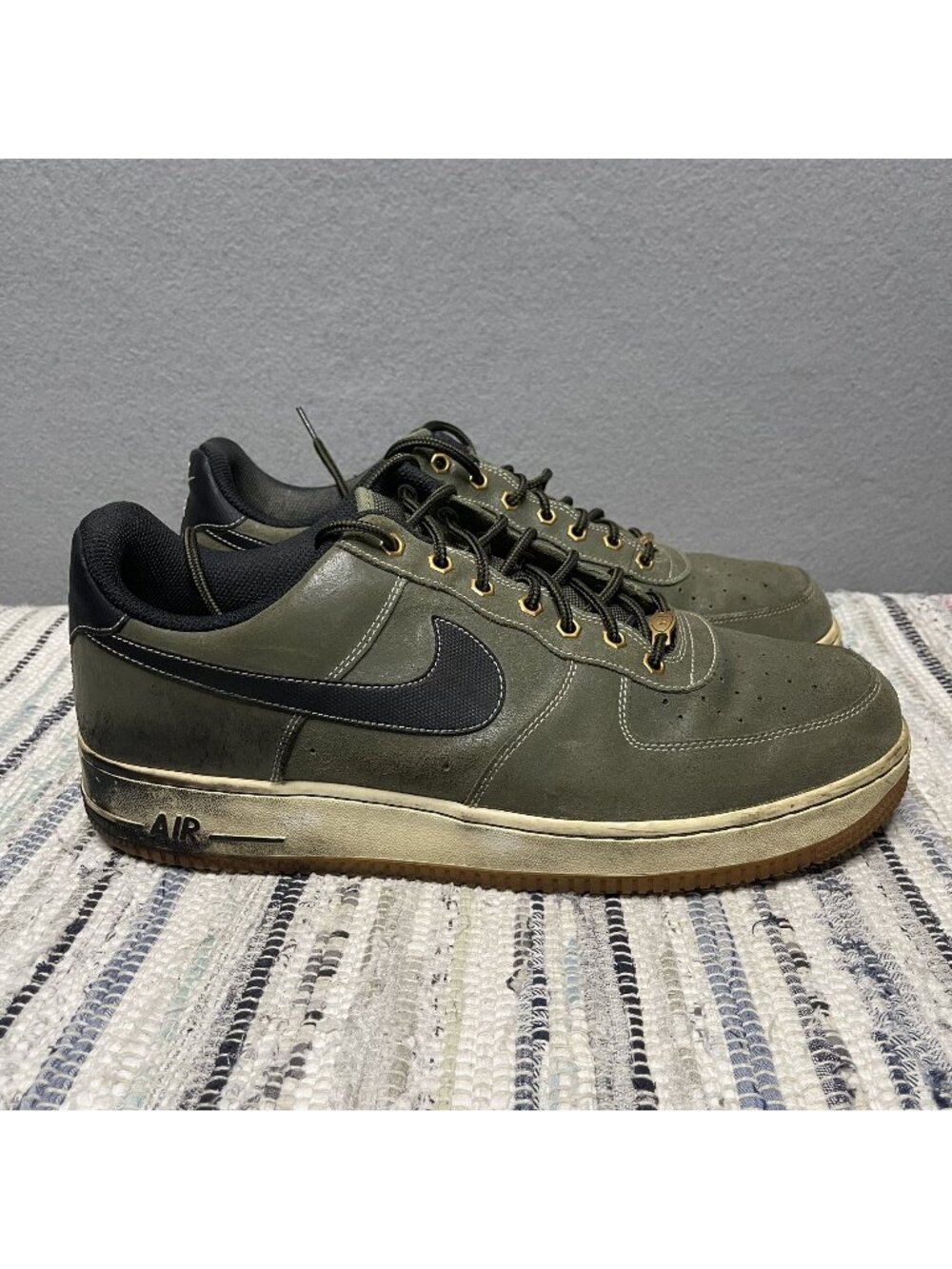 Nike Air Force 1 Low Mens Medium Olive/Black Sneakers Size 13 488298-206